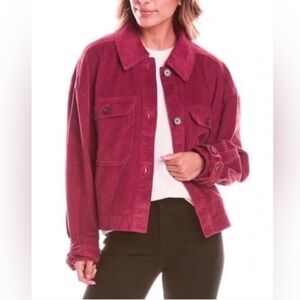 AVEC LE FILLES Boxy Corduroy Cropped Jacket Shacket in Rasberry - Large